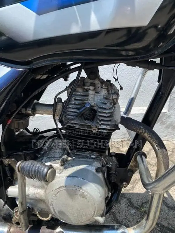 Bajaj CT100 2006
