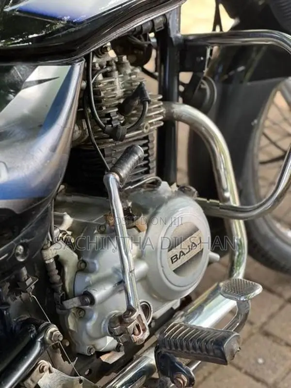 Bajaj CT100 2016