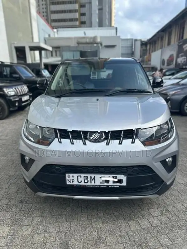 Mahindra KUV 100 2022