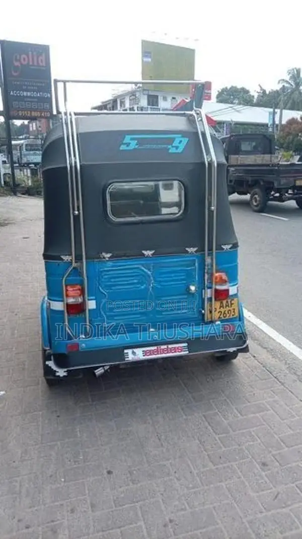 Bajaj RE AAF 2012