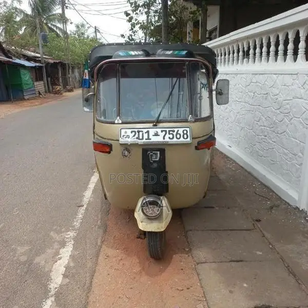 Bajaj RE 1995