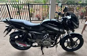 Bajaj Pulsar 150 2015