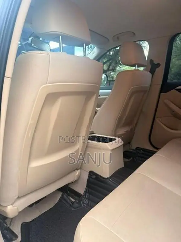 BMW X1 2011