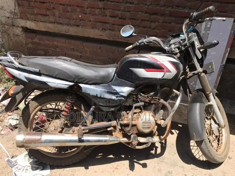 Bajaj CT100 2011