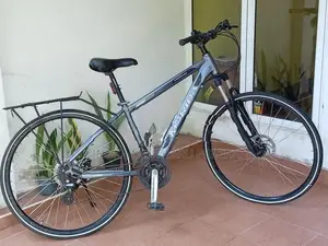 Merida Croad 9300 (Hybrid / Trekking Cross Bike)