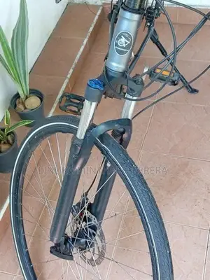 Merida Croad 9300 (Hybrid / Trekking Cross Bike)