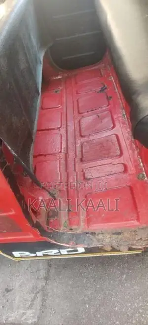 Bajaj RE 1995