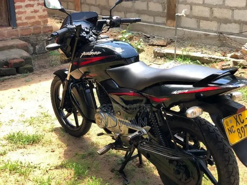 Bajaj Pulsar 150 2011
