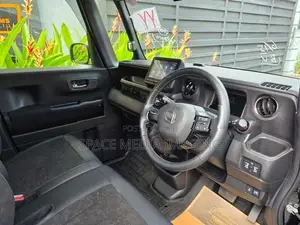 Honda N-Box CUSTOM TURBO 2025