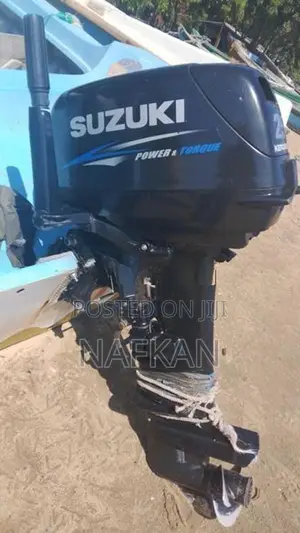 Suzuki Outboard Engine