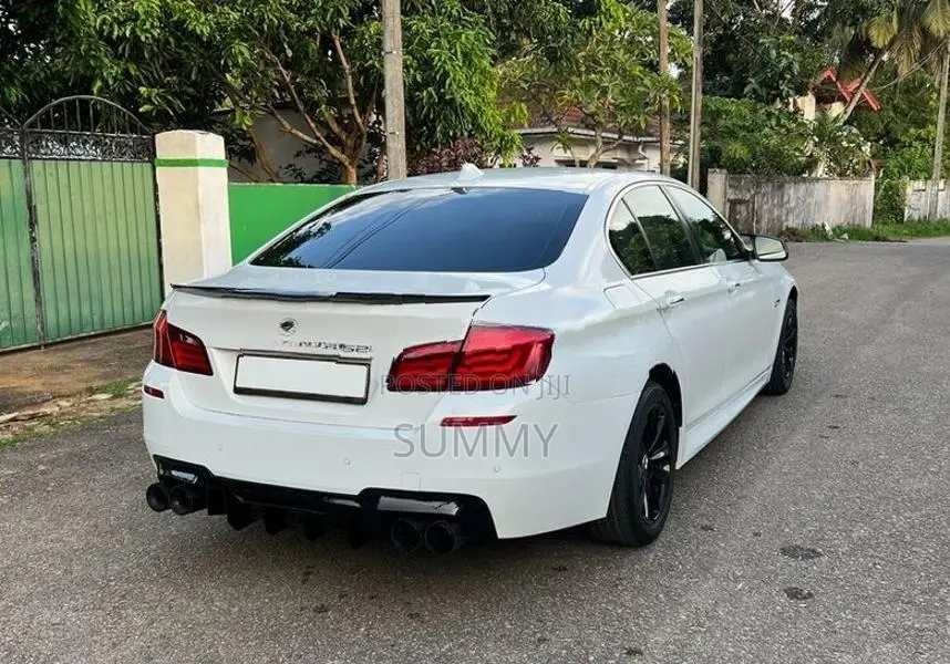 BMW 520i M Sport 2012