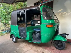 Bajaj RE 2004