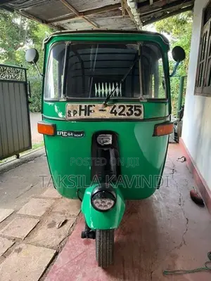 Bajaj RE 2004
