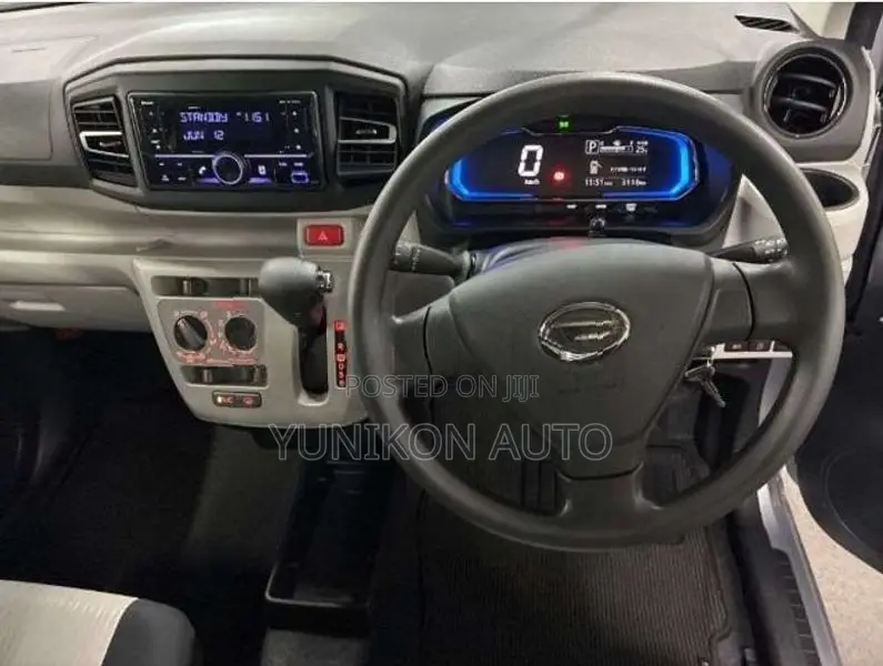 Daihatsu Mira E:S X SA3 2025