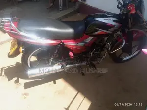 Bajaj CT100 2005