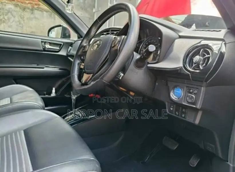 Toyota Axio WXB 2020