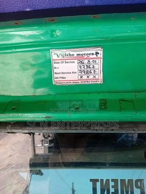 Bajaj RE 2011