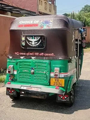Bajaj RE 2011