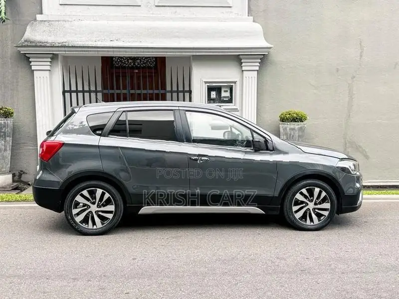 Suzuki S-Cross 1.0 L Turbo 2017