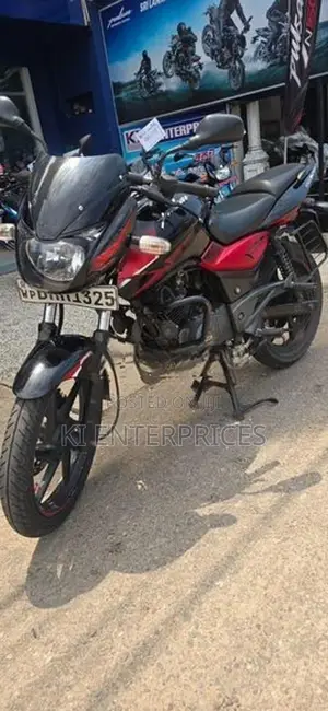 Bajaj Pulsar 150 2017