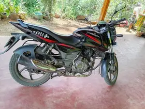 Bajaj Pulsar 150 2017