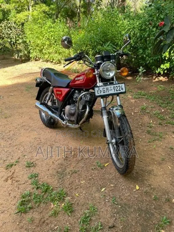 Suzuki GN 125 2002