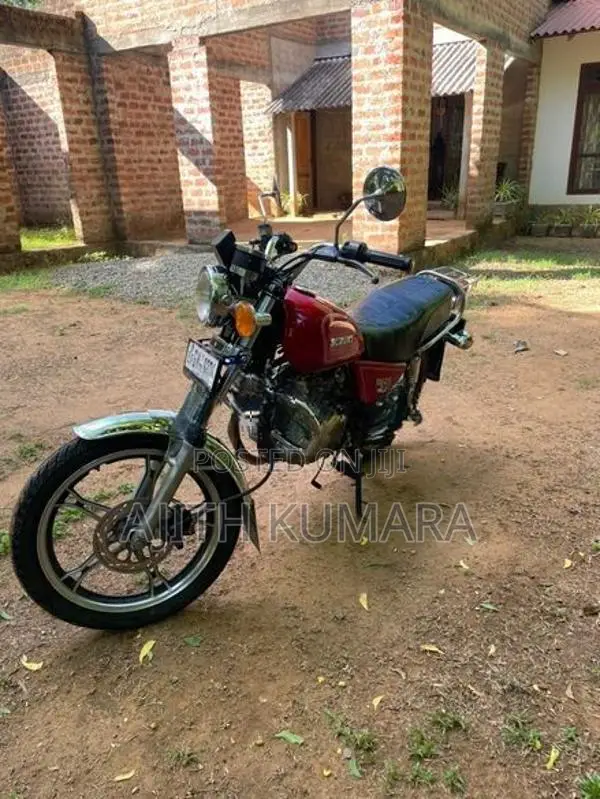 Suzuki GN 125 2002