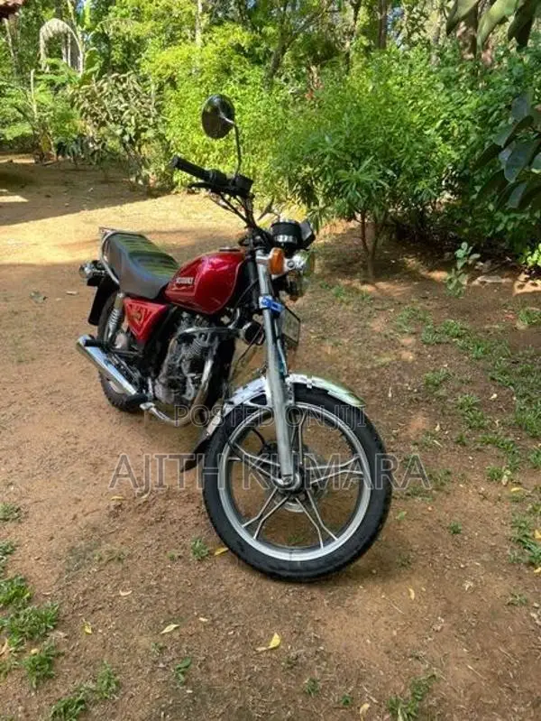 Suzuki GN 125 2002