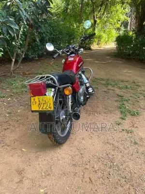 Suzuki GN 125 2002