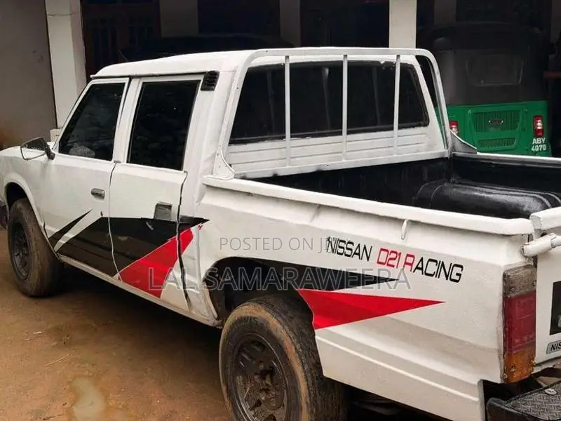 Nissan Dutsun 1983