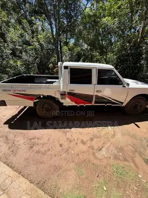 Nissan Dutsun 1983