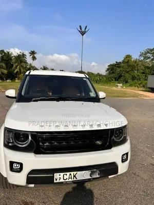 Land Rover Discovery Sport 2015
