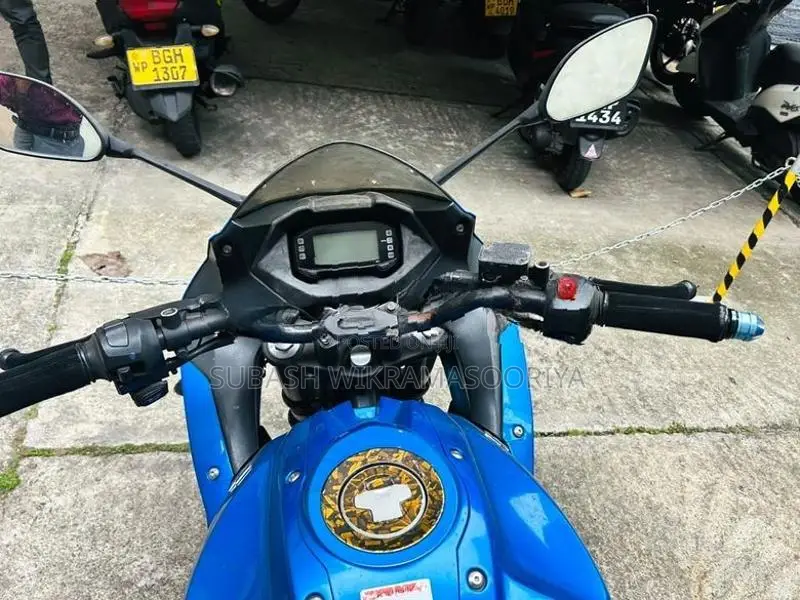 Suzuki Gixxer 2020