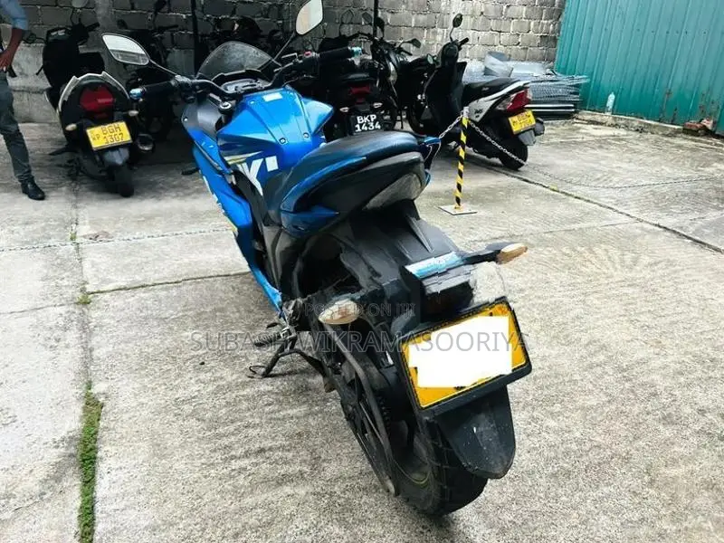 Suzuki Gixxer 2020