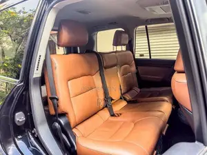 Toyota Land Cruiser Sahara V8 ZX 2010