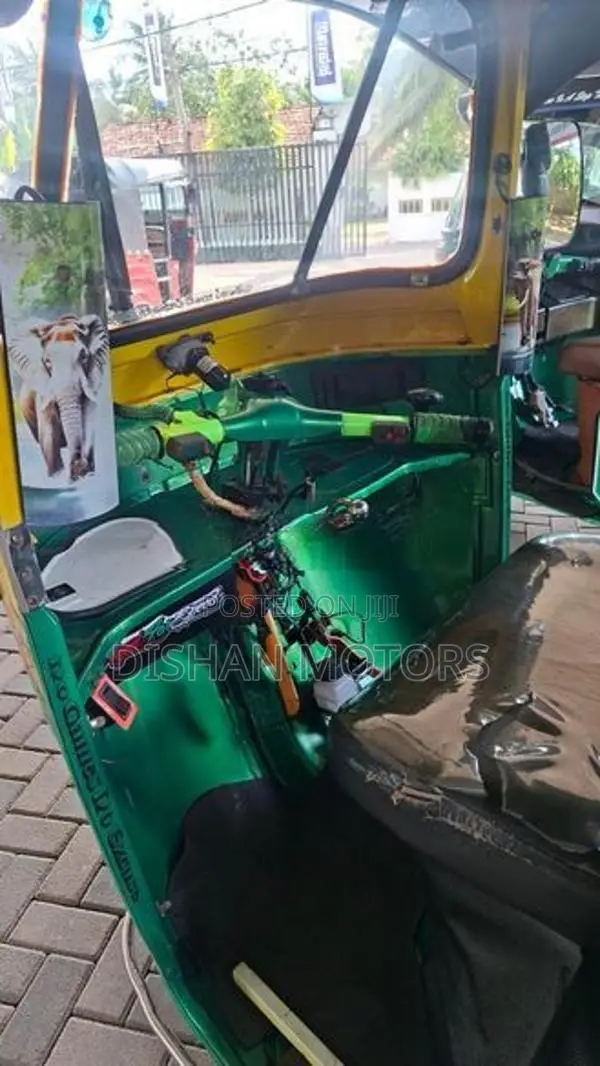 Bajaj RE 2 Stroke 2006