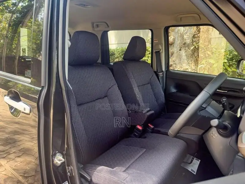 Daihatsu Move RS 2025