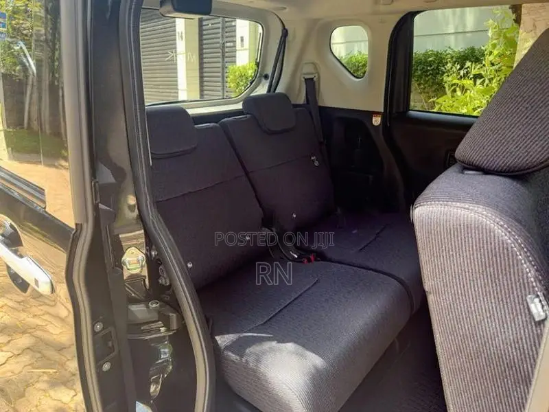 Daihatsu Move RS 2025
