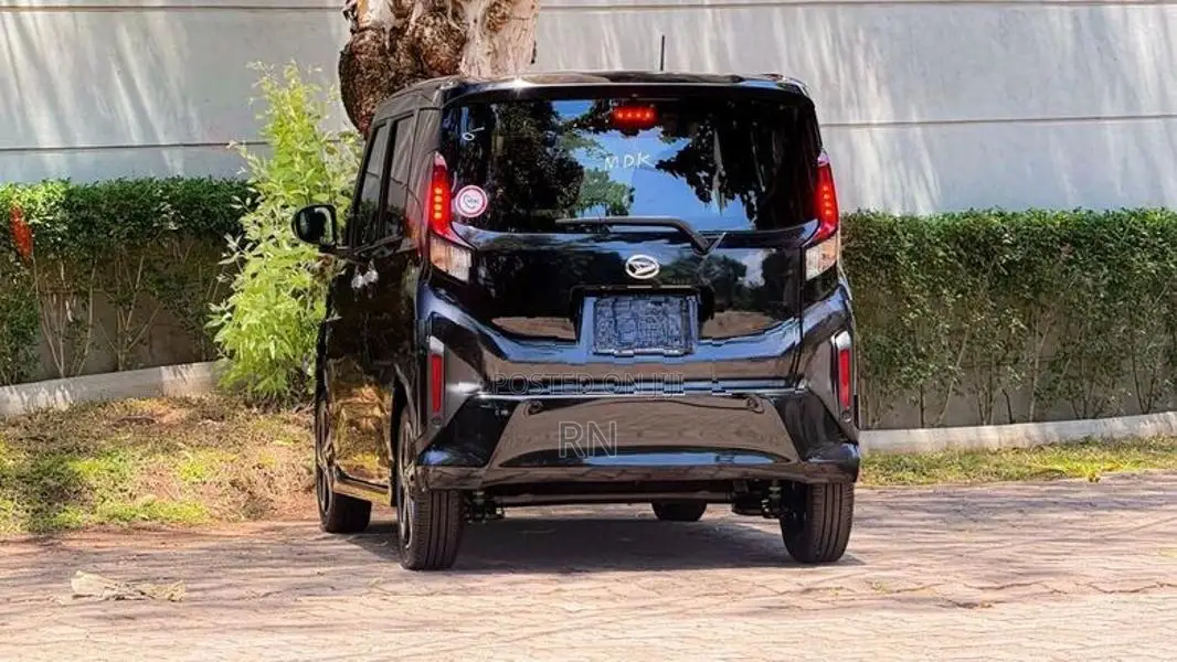 Daihatsu Move RS 2025