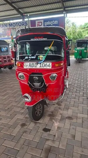 Bajaj RE 4 Stroke 2015