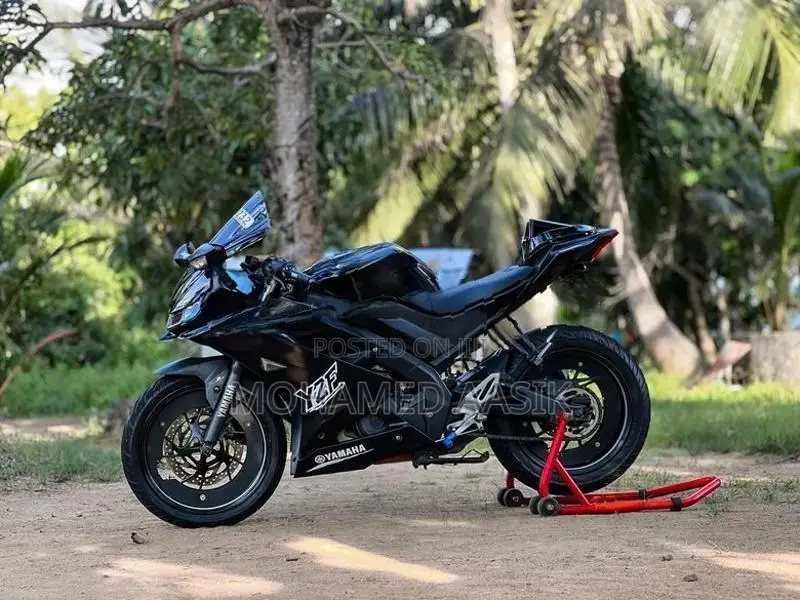 Yamaha R15 2020