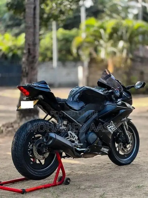 Yamaha R15 2020