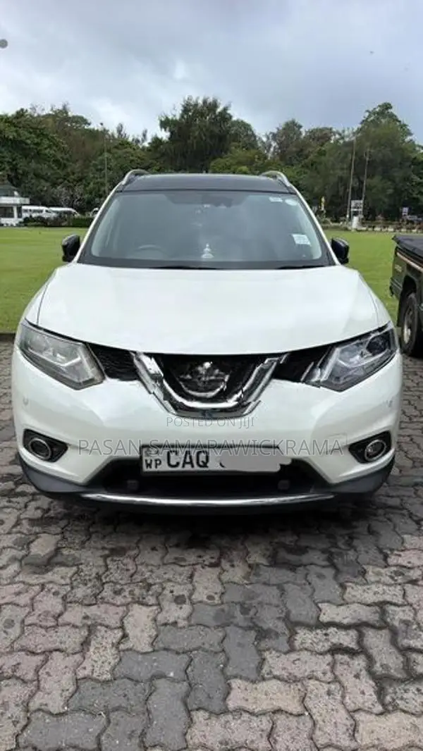 Nissan X-Trail 2015