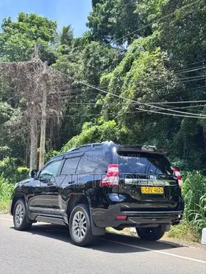 Toyota Land Cruiser Prado 2017