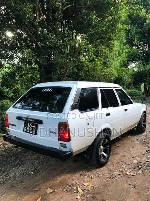 Toyota Corolla DX Wagon 1986