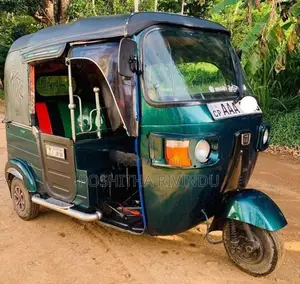 Bajaj RE 2012