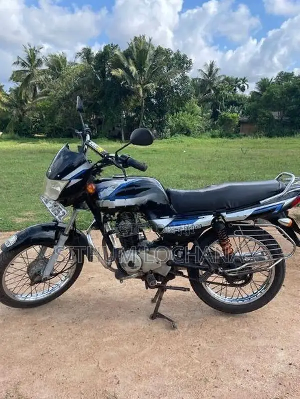 Bajaj CT100 2011