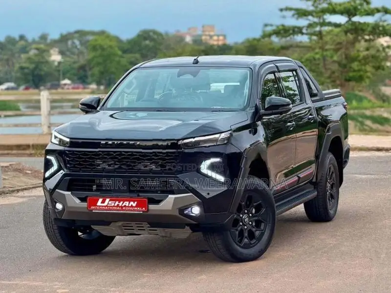 Toyota Hilux Travo Overland Plus 2026