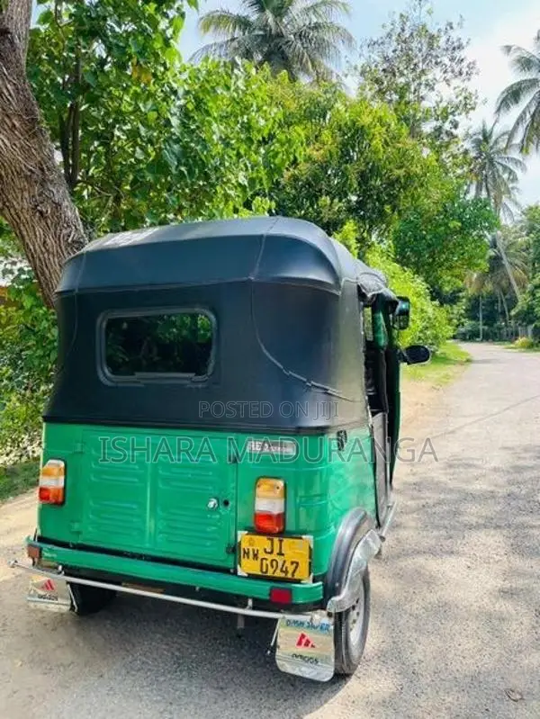 Bajaj RE 2006