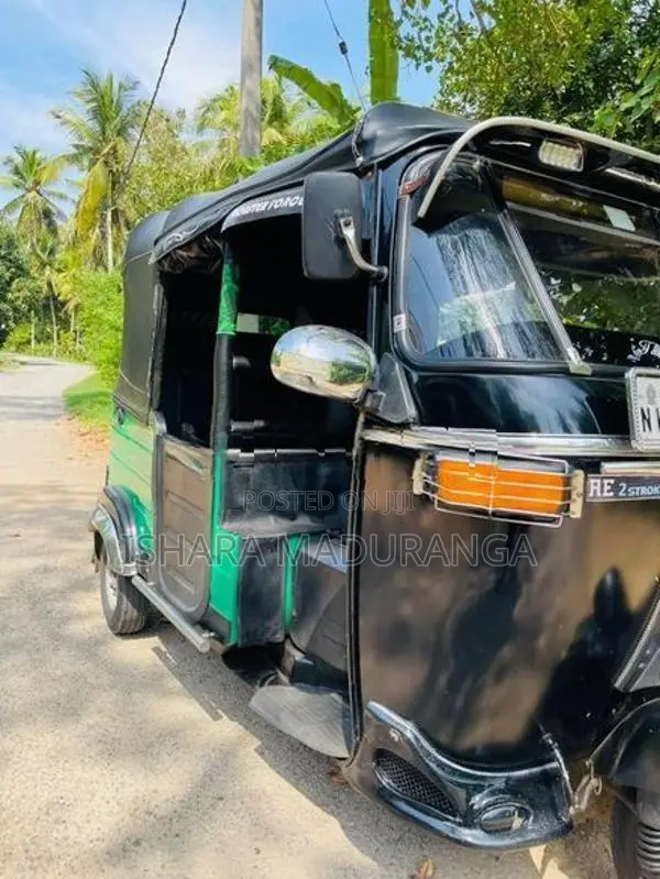 Bajaj RE 2006
